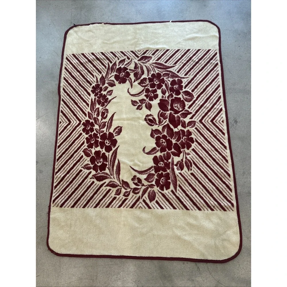 Vintage San Marcos Red/Tan Spiral Floral Reversible Blanket Sz 87x62 Heavyweight